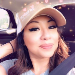 Meet your Posher, Perla